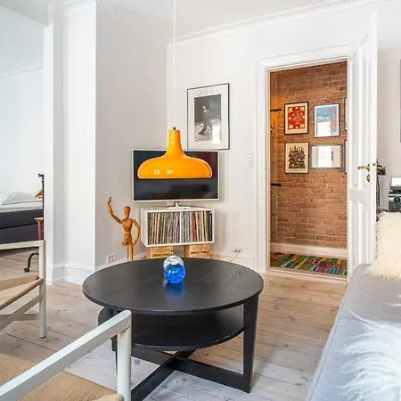 Stylish & Spacious In Trendy Norrebro Copenhague