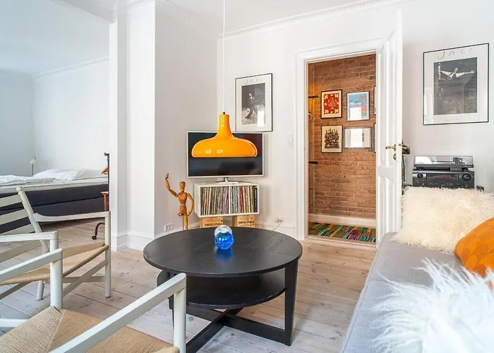 Stylish & Spacious In Trendy Norrebro Copenhague